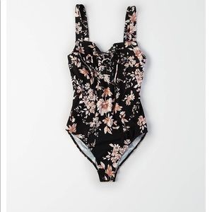 AE floral lace up bodysuit size S